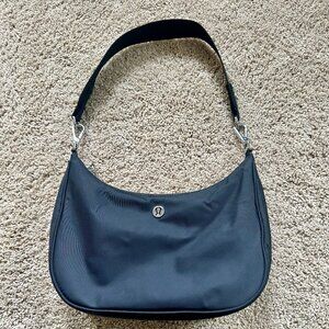 Lululemon City Essentials Small Shoulder Bag 3L